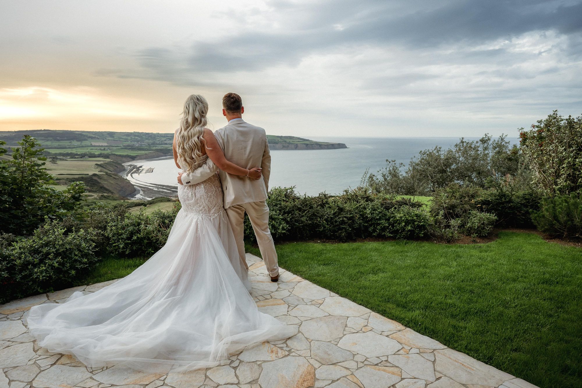 Danielle & Chris, Grand Villa Heights