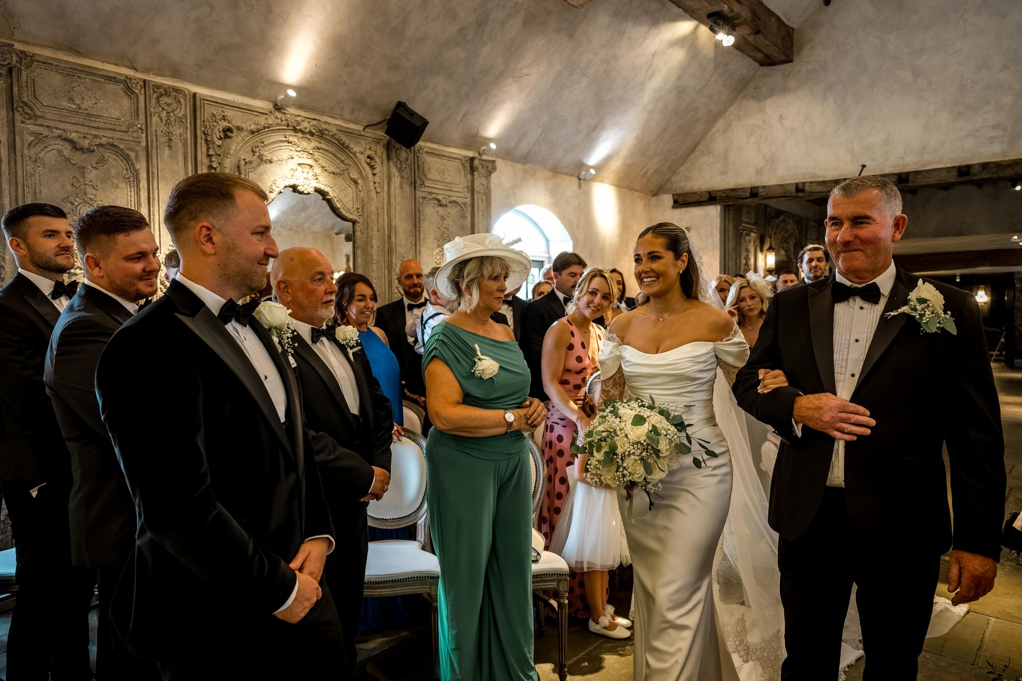 Joshua & Victoria, Le Petit Chateau