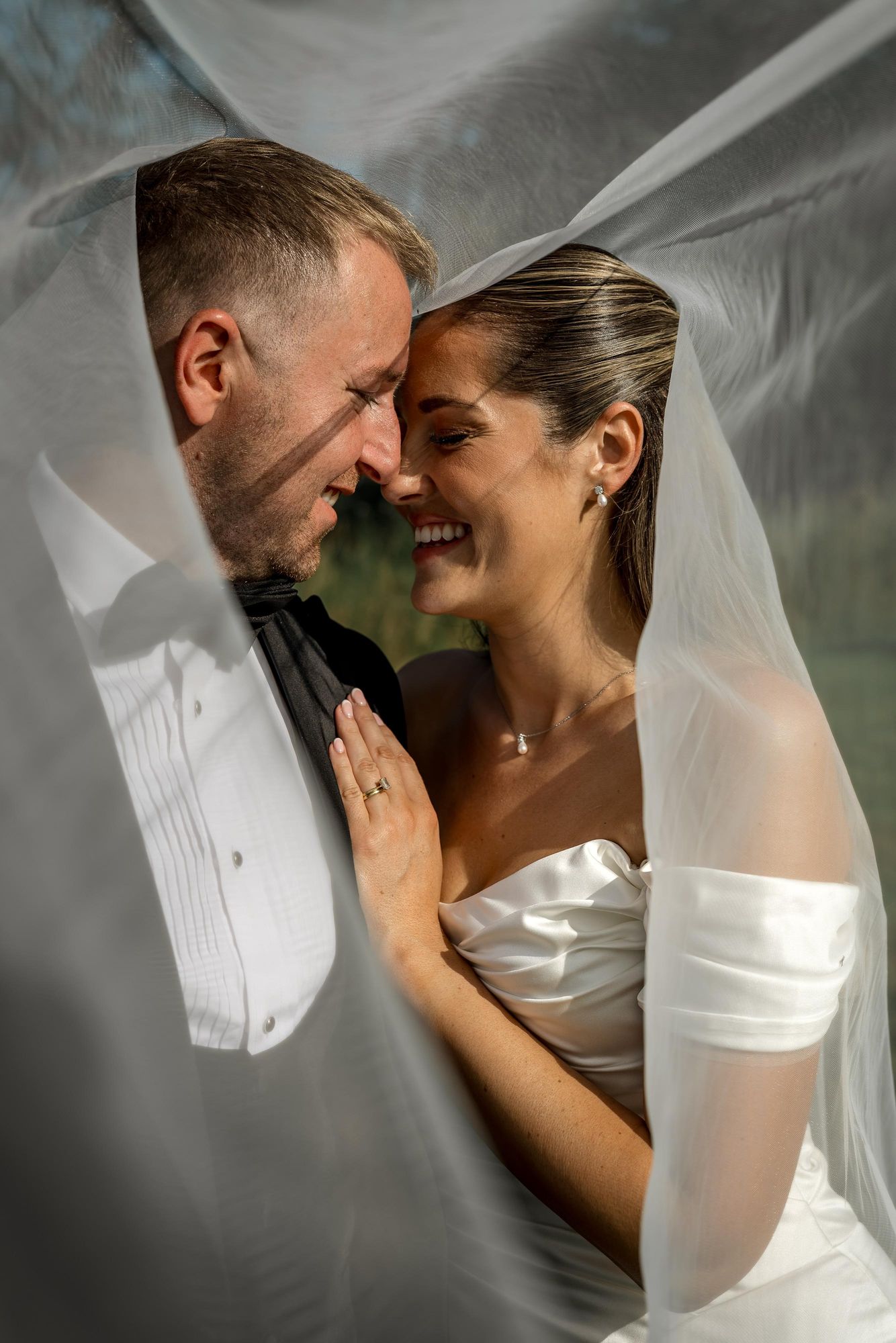Joshua & Victoria, Le Petit Chateau