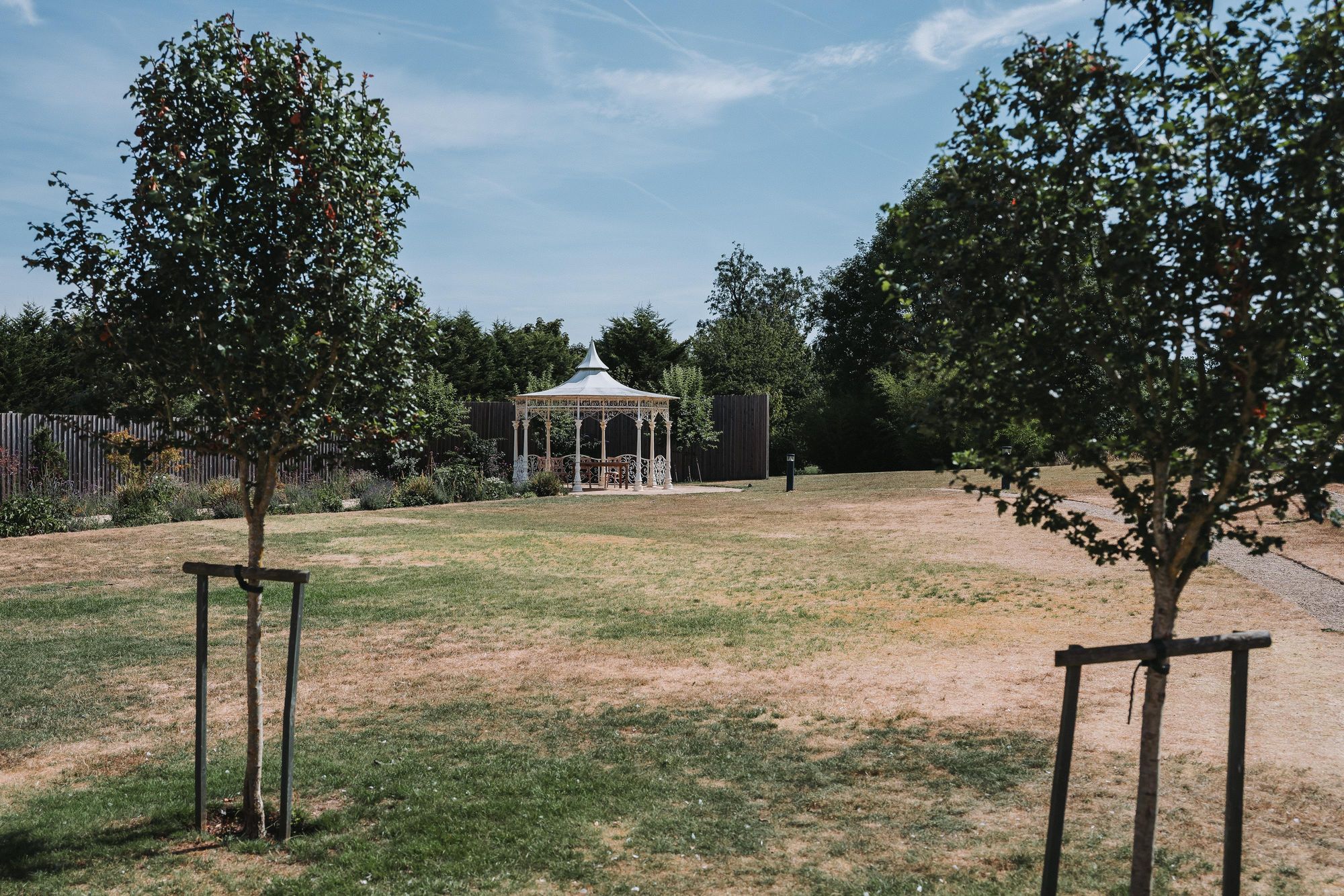 Tom & Hollie, The Pear Tree